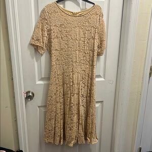 Elegant Beige Lace Dress